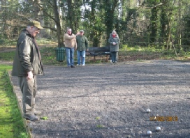 Playing Boules